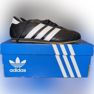 Adidas Womens Classic Black and White Sneakers